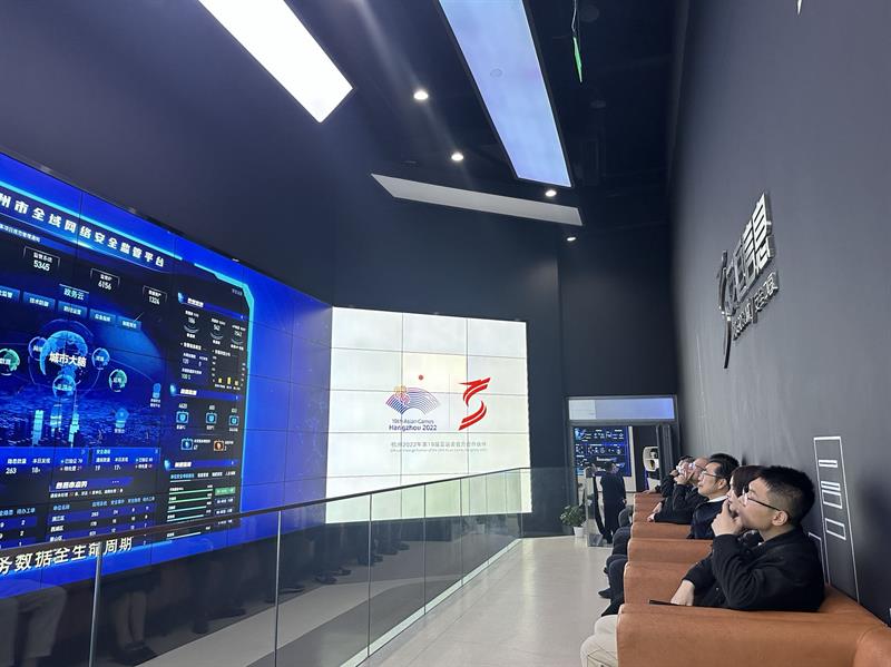 书能成其文